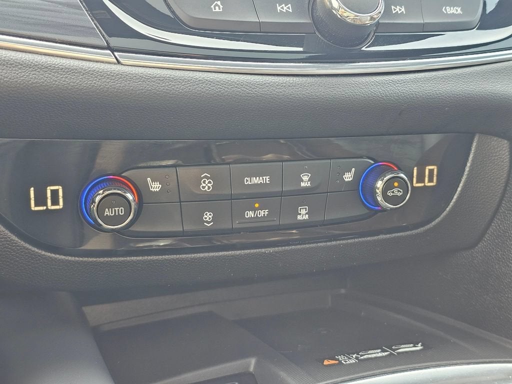 2024 Buick Enclave Base