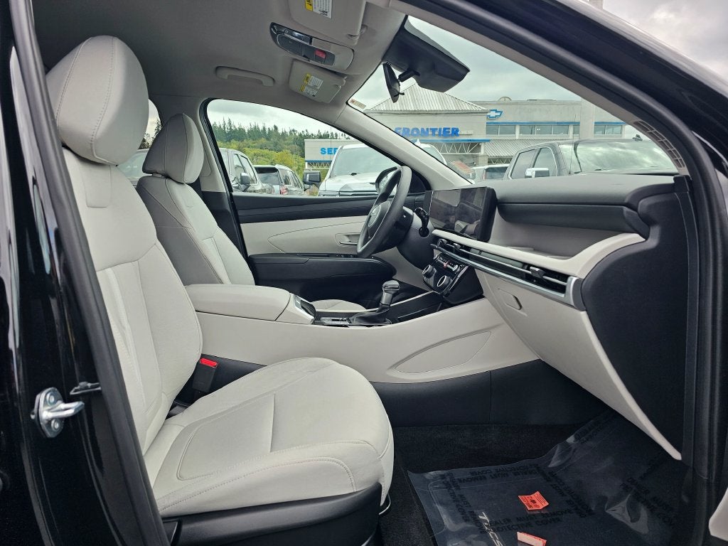2025 Hyundai Tucson Base