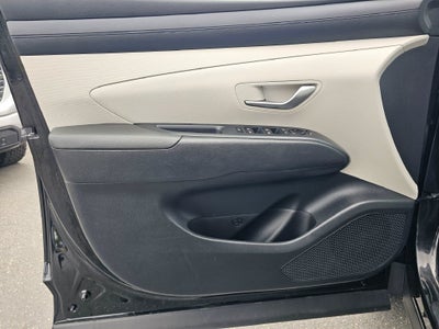 2025 Hyundai Tucson Base