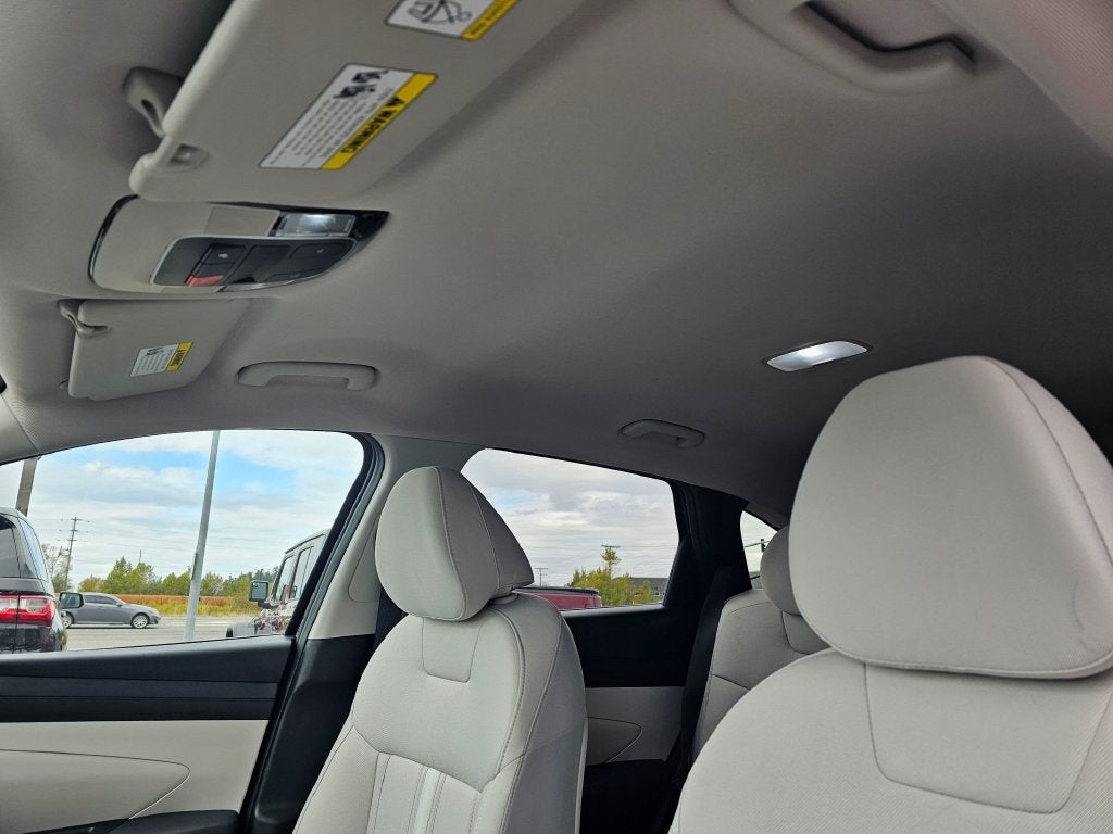 2025 Hyundai Tucson Base