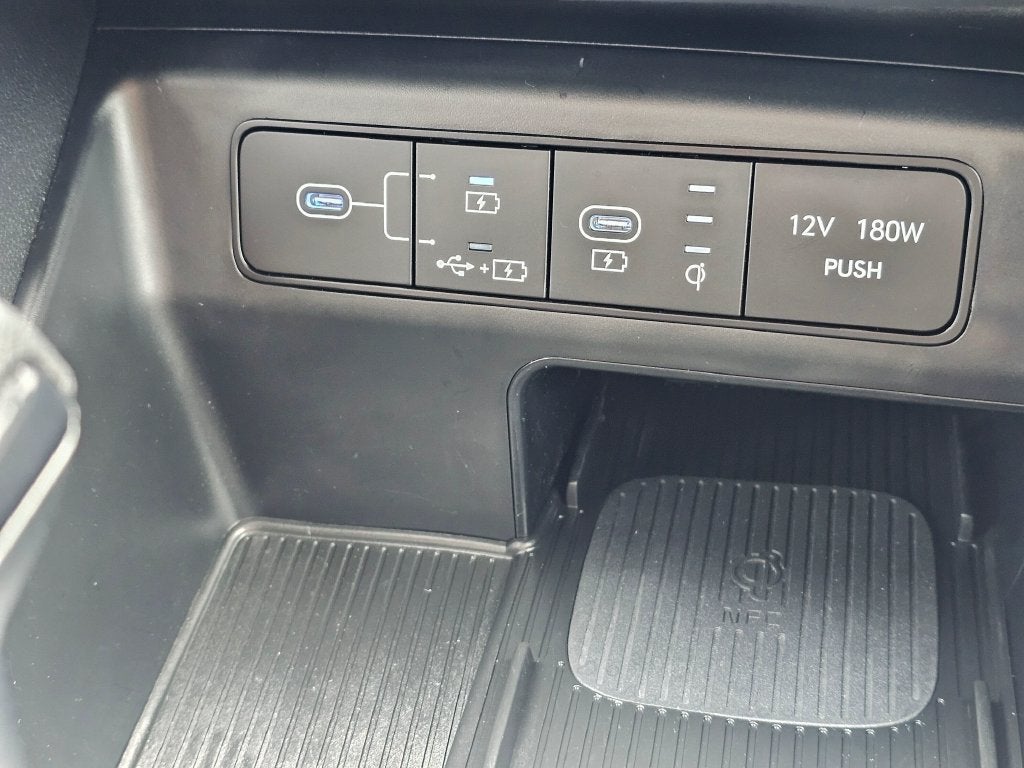 2025 Hyundai Tucson Base