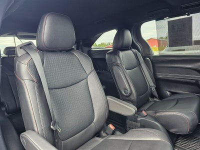 2025 Toyota Sienna Base