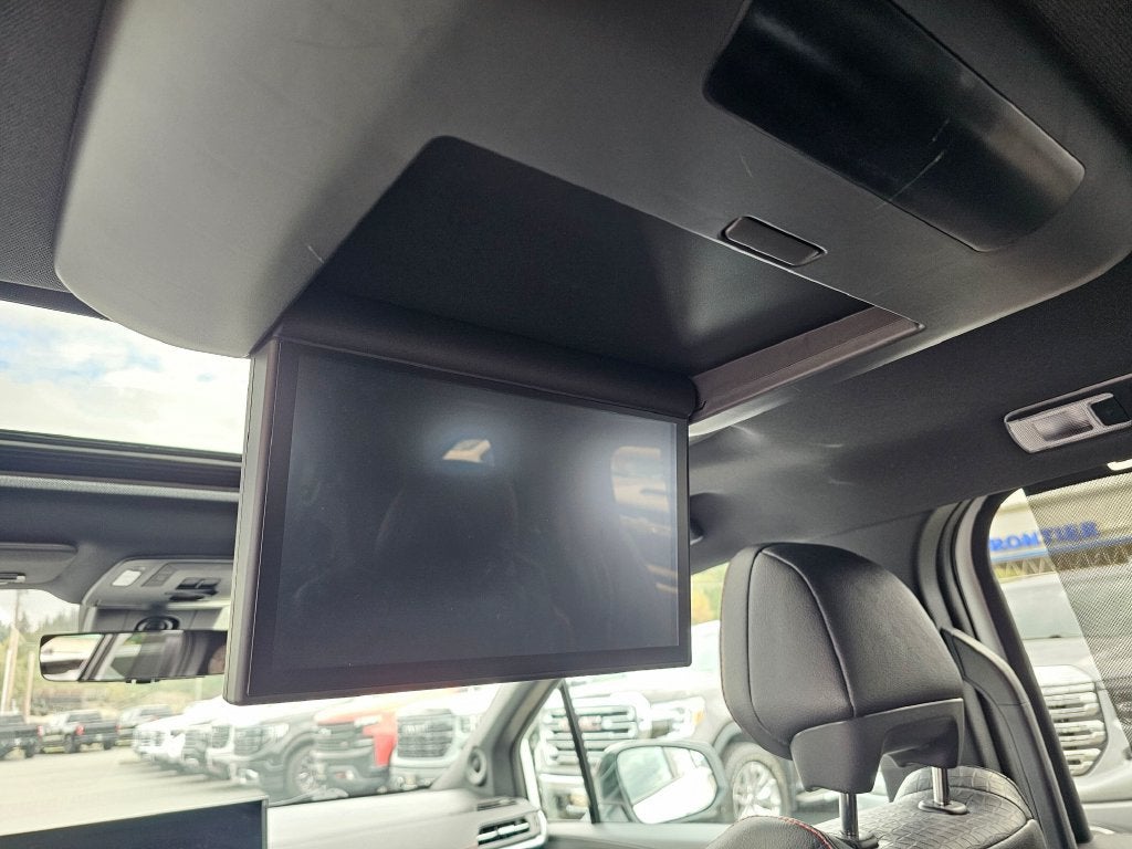 2025 Toyota Sienna Base