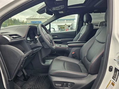 2025 Toyota Sienna Base