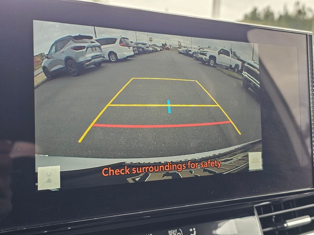2025 Toyota Sienna Base