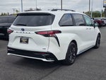 2025 Toyota Sienna Base