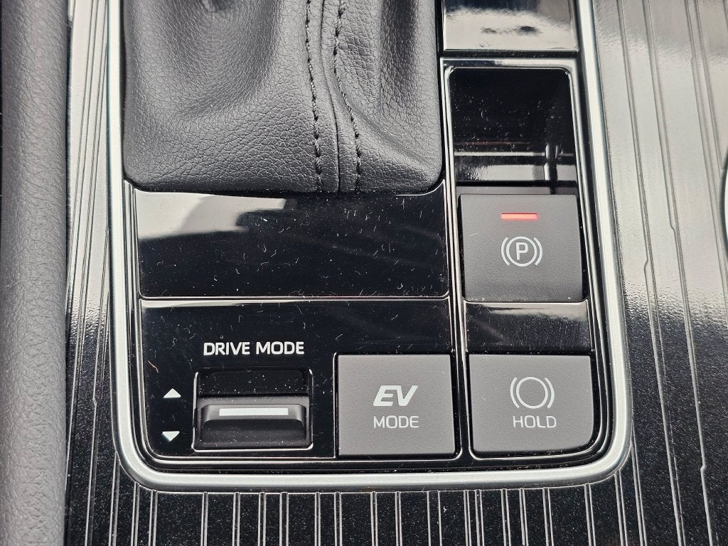 2025 Toyota Sienna Base