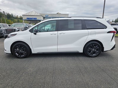 2025 Toyota Sienna Base